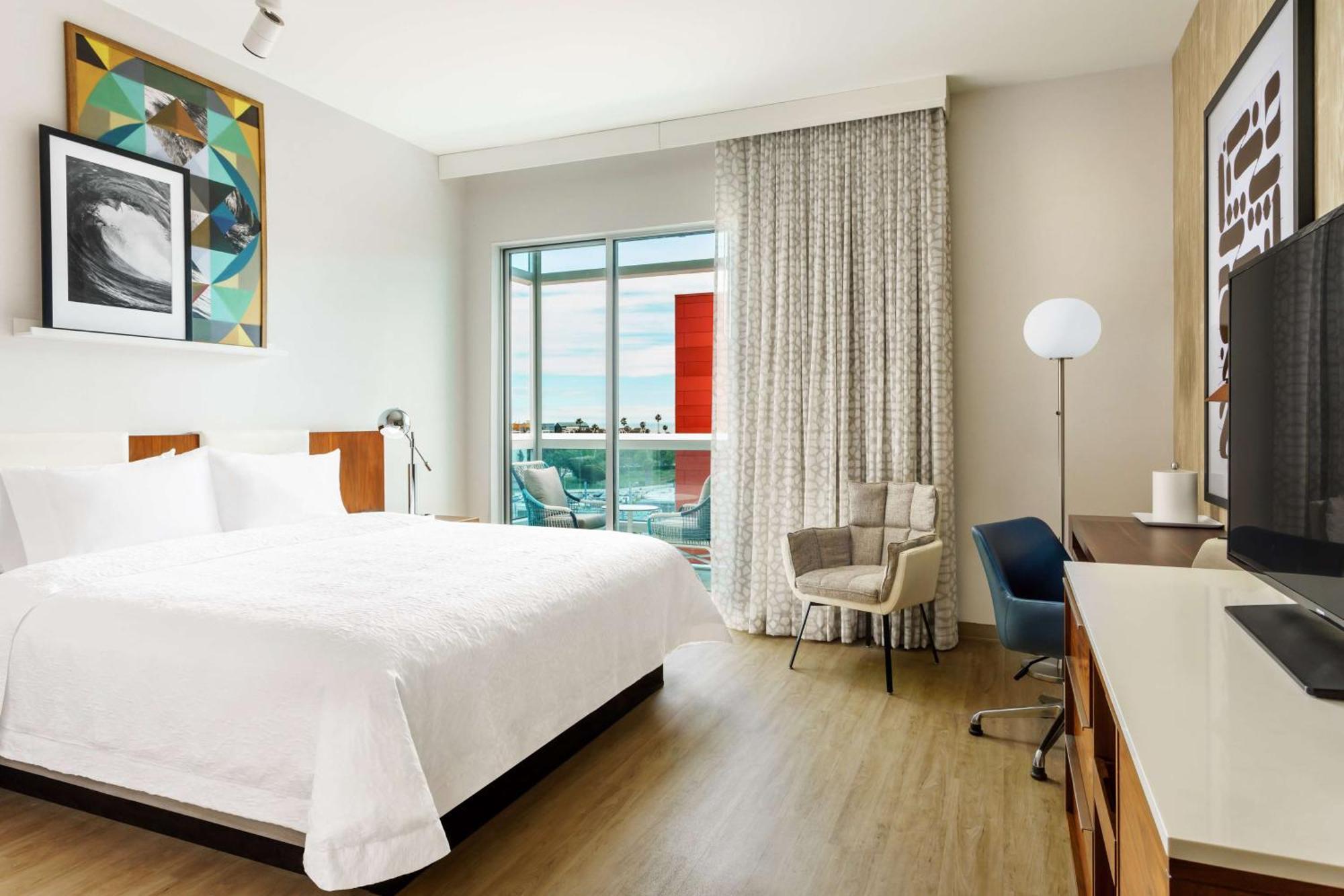 Hampton Inn & Suites Санта-Моника Экстерьер фото