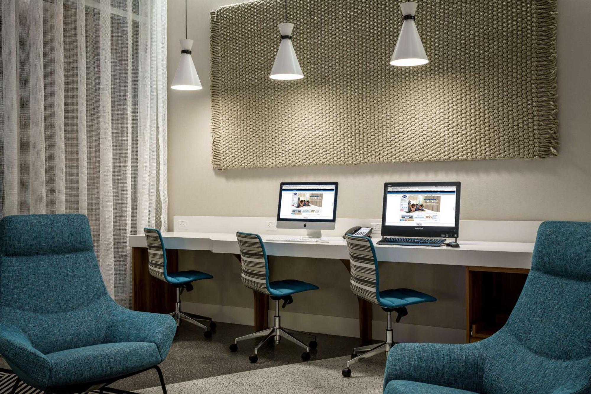 Hampton Inn & Suites Санта-Моника Экстерьер фото